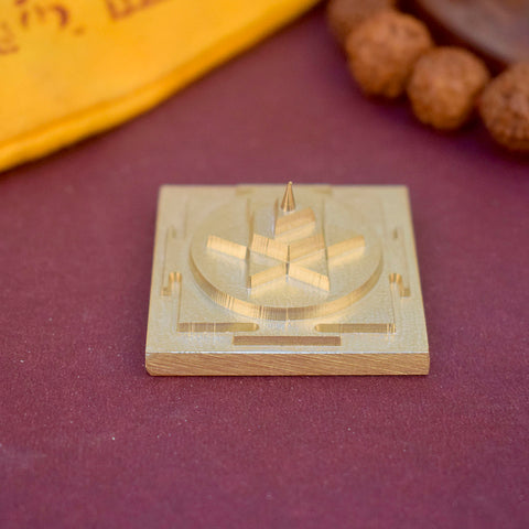 Asht Dhatu Shree Kuber Yantra made from eight sacred metals, symbolizing divine blessings for wealth, prosperity, and financial stability. India’s Largest Pooja Accessories Brand - www.satvikworld.com