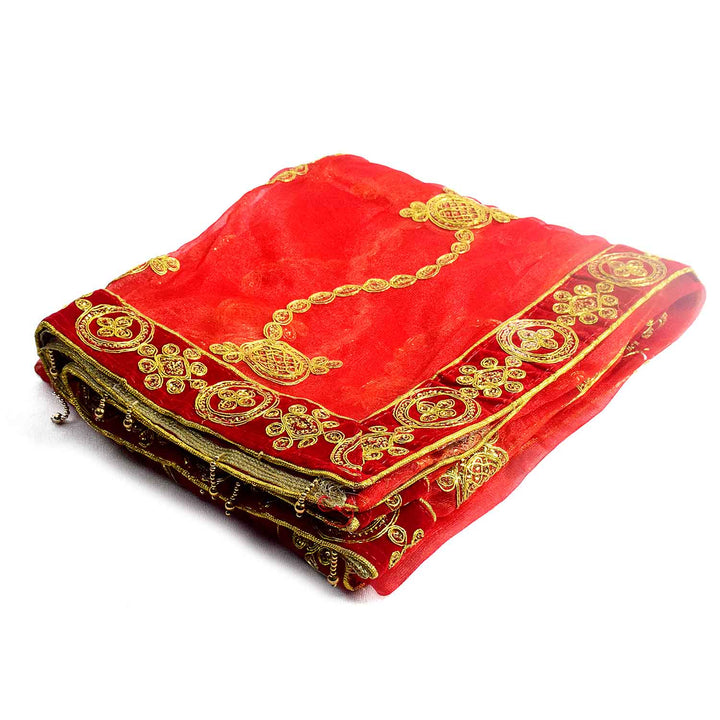"Red and Gold Mata Chunri – 210 cm x 100 cm"
Enhance your pooja ceremonies with this Pink and Gold Mata Chunri, measuring 210 cm x 100 cm. Featuring gold paisley motifs and a detailed red border, it is perfect for Devi pooja, mandir decoration, and festive rituals like Navratri and Diwali.
Shop now at satvikworld.com for authentic Indian pooja essentials across the USA.