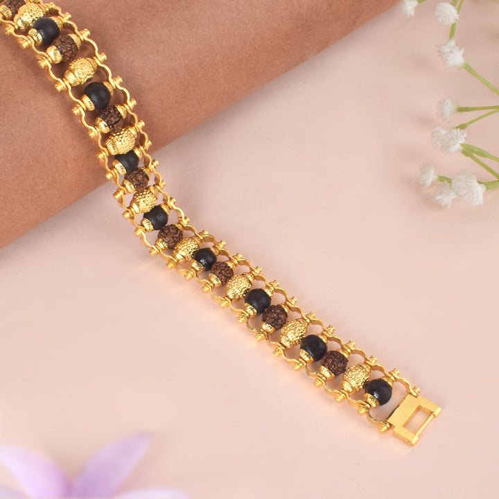 PVD Gold Plated Rudraksha & Karungali Bracelet for strength, positivity and spiritual energy. India’s Largest Pooja Accessories Brand - www.satvikworld.com