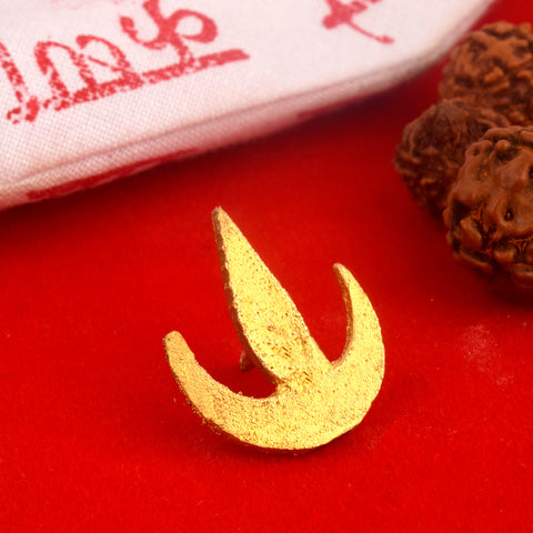 brass Trishul Tilak Stamp used as a deity ornament in Hindu rituals, symbolizing Lord Shiva’s divine power, ideal for applying sacred tilak marks during daily pooja, temple ceremonies, or festive worship rituals. India’s Largest Pooja Accessories Brand – www.satvikworld.com
