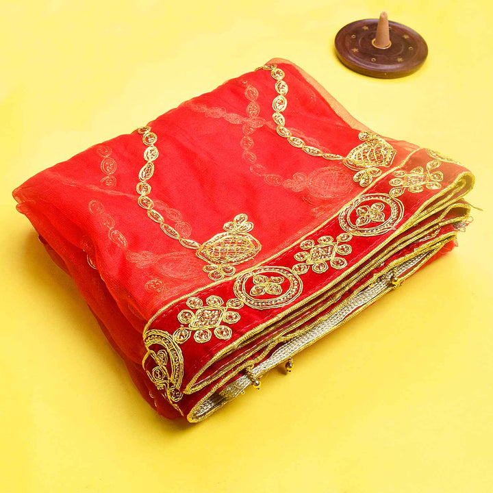 "Red and Gold Mata Chunri – 210 cm x 100 cm"
Enhance your pooja ceremonies with this Pink and Gold Mata Chunri, measuring 210 cm x 100 cm. Featuring gold paisley motifs and a detailed red border, it is perfect for Devi pooja, mandir decoration, and festive rituals like Navratri and Diwali.
Shop now at satvikworld.com for authentic Indian pooja essentials across the USA.