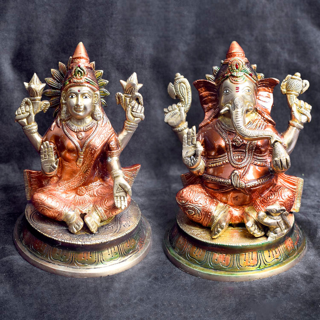 Beautiful handcrafted brass Lakshmi Ganesh idol for home temple and festive pooja. India’s Largest Brass Idols Brand - www.satvikworld.com