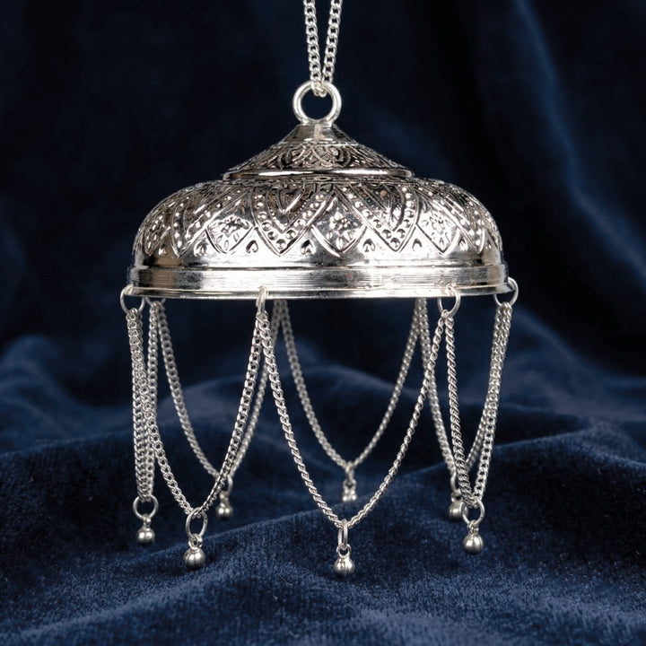 925 pure silver chhatra umbrella nakashi engraved for pooja. India’s Largest Puja Accessories Brand- www.satvikworld.com