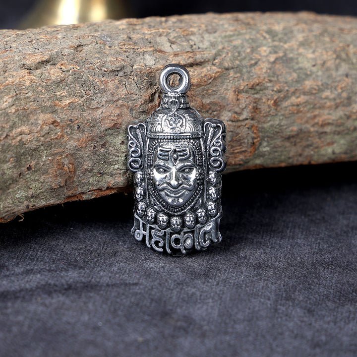Silver Plated Mahakal Pendant for Spiritual Protection, Inner Strength, Positive Energy, and Devotional Wear.India’s Largest Pooja Accessories Brand – www.satvikworld.com
