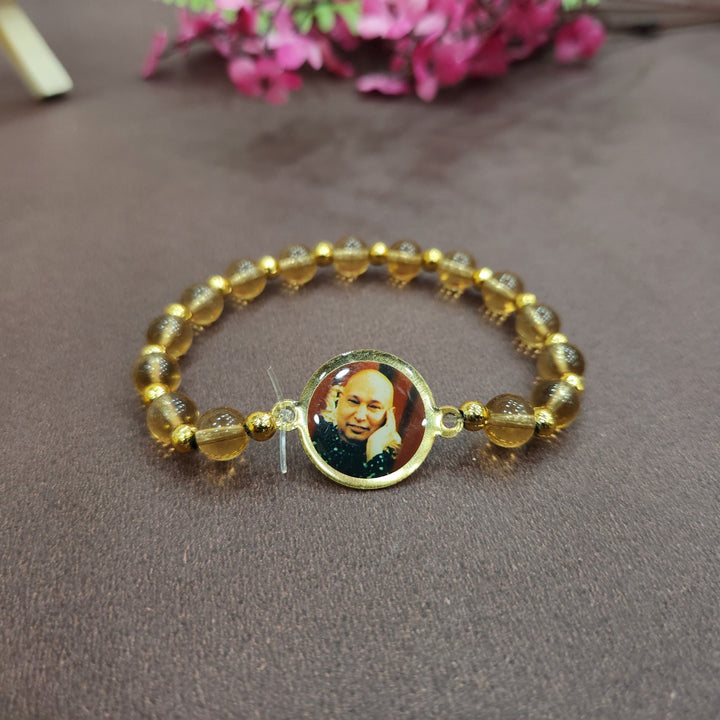 Buy Guruji swaroop and darbar10 x 8 inch Premium (Style 2) and Guruji  Bracelet Online at Low Prices in India - Amazon.in