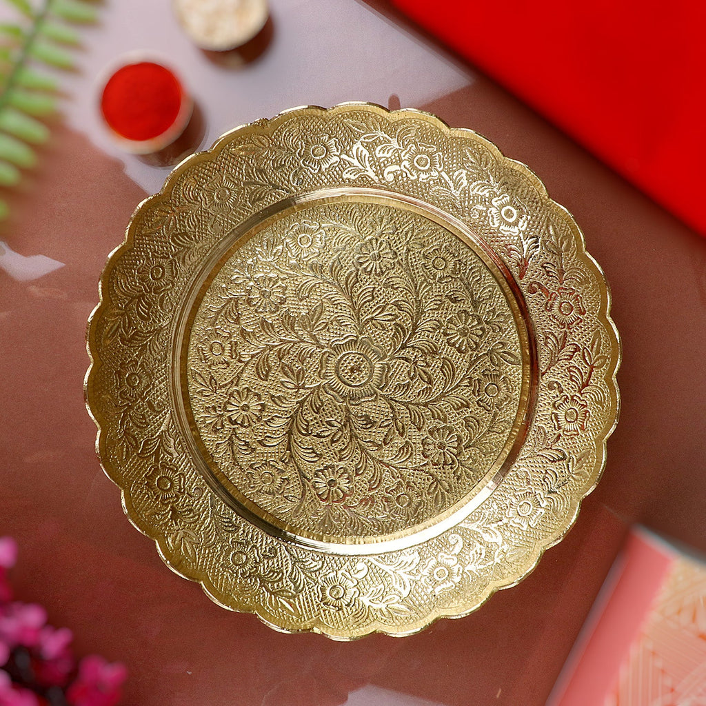 Buy Antique Brass Nakashi Pooja Thali featuring detailed handcrafted design. Perfect for daily worship, festive rituals, and temple decor. A timeless addition to your spiritual space - Satvikworld.com