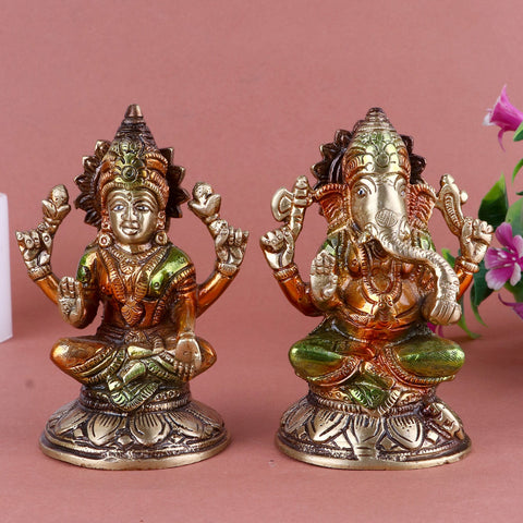 Minimalist Brass Lakshmi Ganesha Idol – Elegant and Simple Brass Idol Combining Goddess Lakshmi and Lord Ganesha, Handcrafted with Intricate Detailing. Perfect for Home, Temple, and Spiritual Decor, Ideal for Puja and Mandir Decoration. Brings Blessings of Prosperity, Wisdom, and Success to Your Sacred Space | India’s Largest Pooja Accessories Brand – www.satvikworld.com